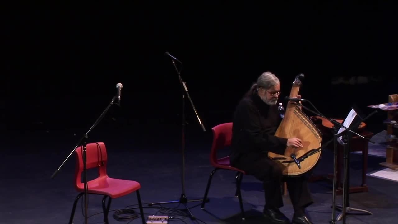 Julian Kytasty playing the Bandura & commentary.